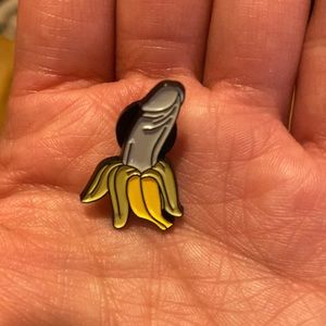 Funny novelty Penis/ Dick banana enamel pin